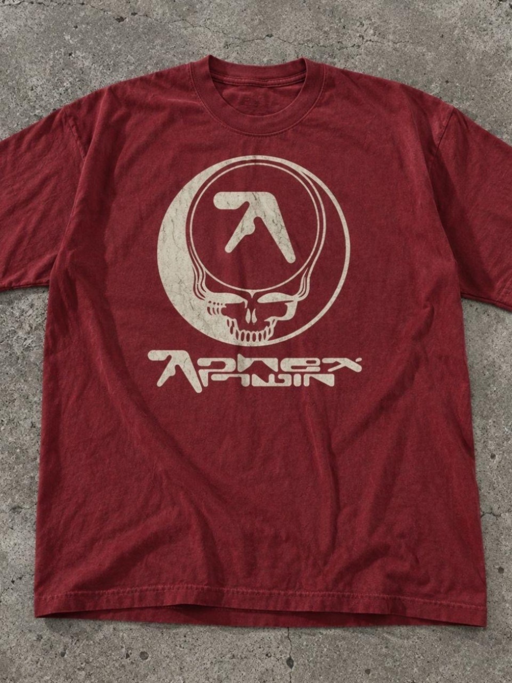 Gildan Burgundy Short Sleeve Tee with Cream Skull Graphic